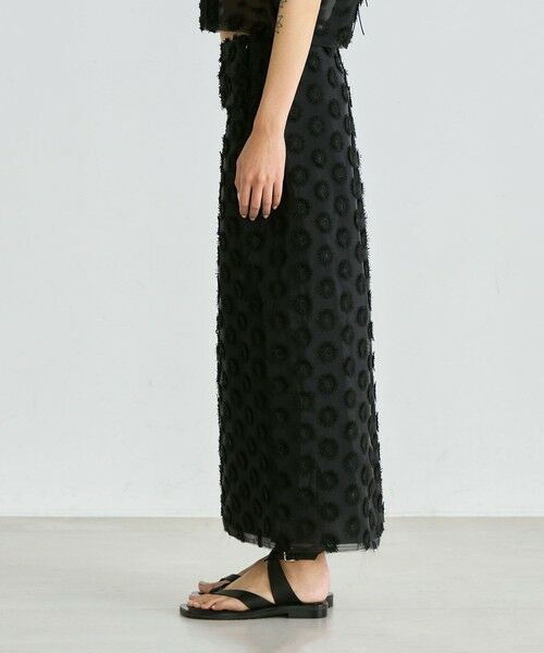 TOMORROWLAND / トゥモローランド ロング・マキシ丈スカート | フラワーエンブロイダリー フレアスカート | 詳細3