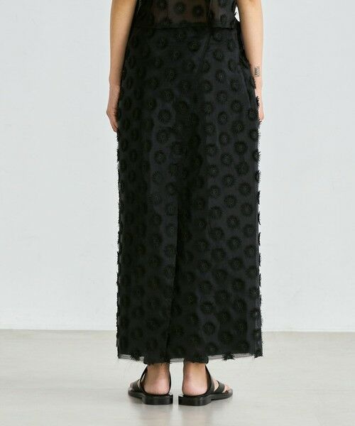 TOMORROWLAND / トゥモローランド ロング・マキシ丈スカート | フラワーエンブロイダリー フレアスカート | 詳細4