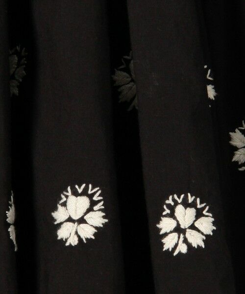 TOMORROWLAND / トゥモローランド ロング・マキシ丈ワンピース | コットンボイルエンブロイダリー プチスタンドカラーワンピース | 詳細8