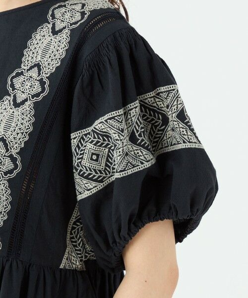 TOMORROWLAND / トゥモローランド ロング・マキシ丈ワンピース | コットンエンブロイダリー ボリュームスリーブワンピース | 詳細6