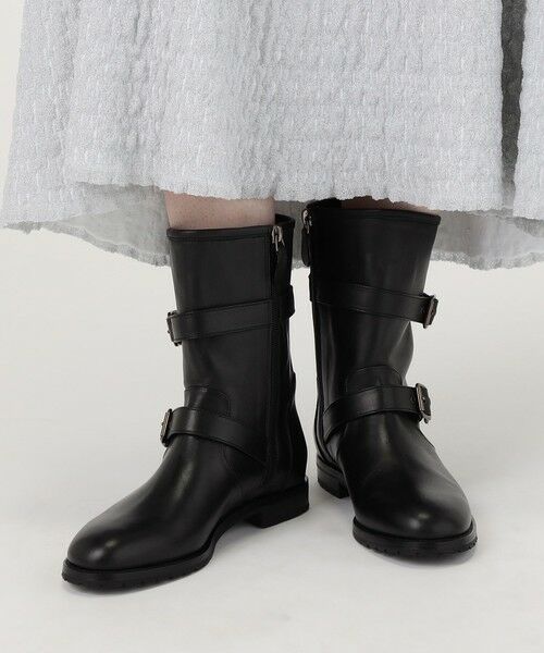 マノロブラニク　SULALTRA 39 MANOLO BLAHNIK Sulaltra バックル付き レザー アンクルブーツ