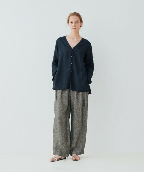 TOMORROWLAND / トゥモローランド シャツ・ブラウス | リネンポプリン サイドスリットカラーレスシャツ | 詳細1