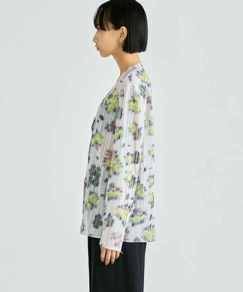 TOMORROWLAND / トゥモローランド シャツ・ブラウス | フラワープリント Vネックシャツ | 詳細3