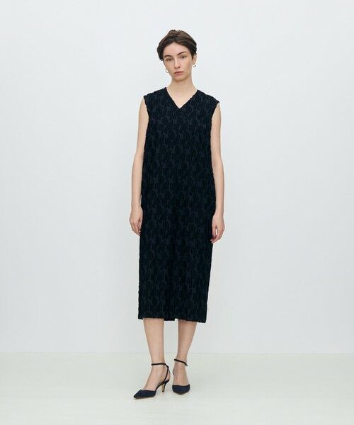 TOMORROWLAND / トゥモローランド ミニ丈・ひざ丈ワンピース | シャイニーカットジャカード Vネックワンピース | 詳細1