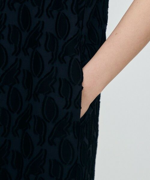 TOMORROWLAND / トゥモローランド ミニ丈・ひざ丈ワンピース | シャイニーカットジャカード Vネックワンピース | 詳細7