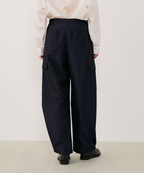 TOMORROWLAND / トゥモローランド カーゴパンツ | ナイロンシルクタフタ タックカーゴパンツ | 詳細4
