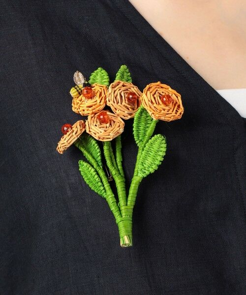 TOMORROWLAND / トゥモローランド ブローチ・コサージュ | Mercedes Salazar Roses&Bee ブローチ | 詳細1