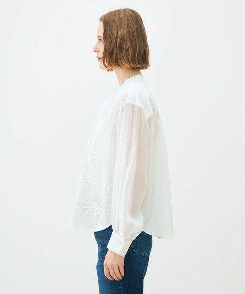 TOMORROWLAND / トゥモローランド シャツ・ブラウス(半袖以外) | ホワイトコンビネーション エンブロイダリーボウタイブラウス | 詳細3