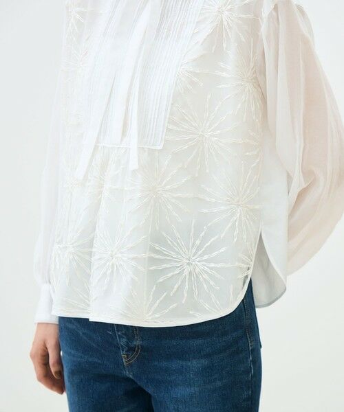 TOMORROWLAND / トゥモローランド シャツ・ブラウス(半袖以外) | ホワイトコンビネーション エンブロイダリーボウタイブラウス | 詳細7