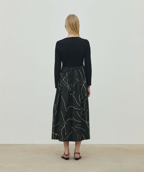 TOMORROWLAND / トゥモローランド ロング・マキシ丈ワンピース | コードステッチプリント コンビコクーンワンピース | 詳細4