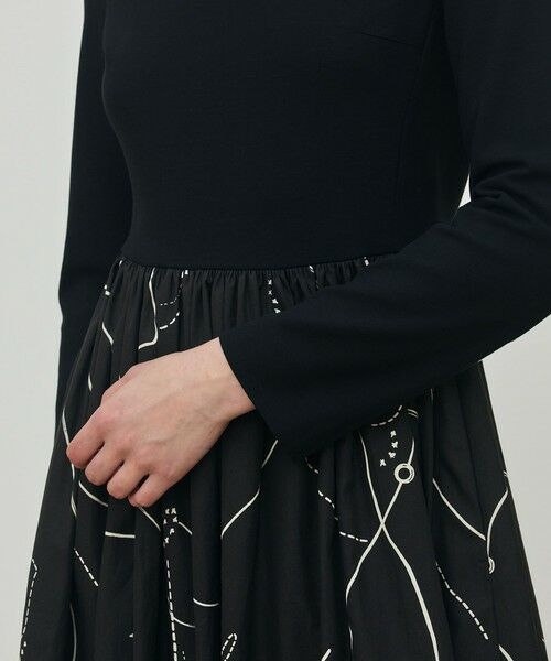 TOMORROWLAND / トゥモローランド ロング・マキシ丈ワンピース | コードステッチプリント コンビコクーンワンピース | 詳細6