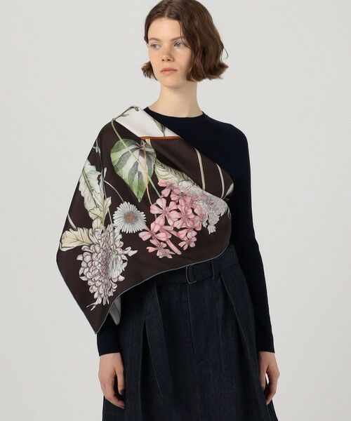 TOMORROWLAND / トゥモローランド バンダナ・スカーフ | Atelier TOMORROWLAND DOUBLE FLOWER シルクスカーフ | 詳細1