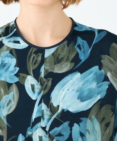 TOMORROWLAND / トゥモローランド ミニ丈・ひざ丈ワンピース | ミラージュフルールプリント バックタックワンピース | 詳細4