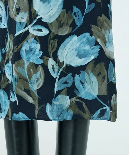 TOMORROWLAND / トゥモローランド ミニ丈・ひざ丈ワンピース | ミラージュフルールプリント バックタックワンピース | 詳細7