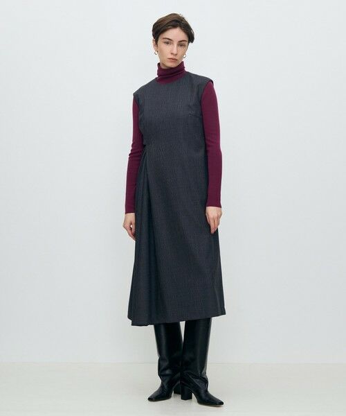 TOMORROWLAND / トゥモローランド ミニ丈・ひざ丈ワンピース | シングルトラックストライプ アシンメトリードレープワンピース | 詳細1