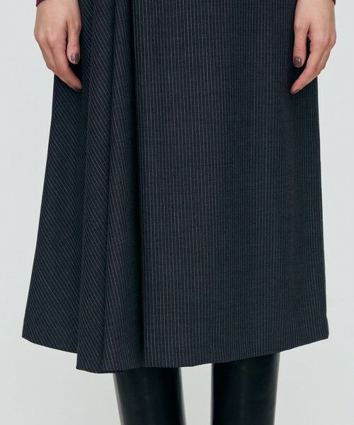 TOMORROWLAND / トゥモローランド ミニ丈・ひざ丈ワンピース | シングルトラックストライプ アシンメトリードレープワンピース | 詳細8