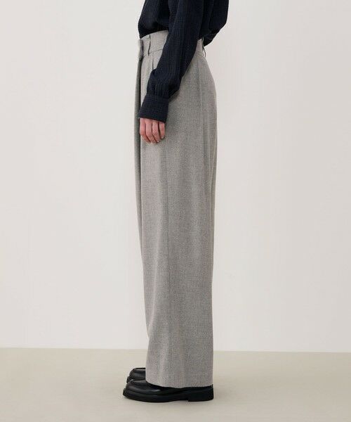 TOMORROWLAND / トゥモローランド スラックス・ドレスパンツ | グリッターストライプ ワンサイドタックスラックス | 詳細3