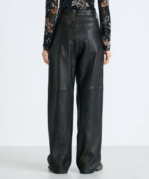 TOMORROWLAND / トゥモローランド その他パンツ | クラッシュレザーパンツ | 詳細4