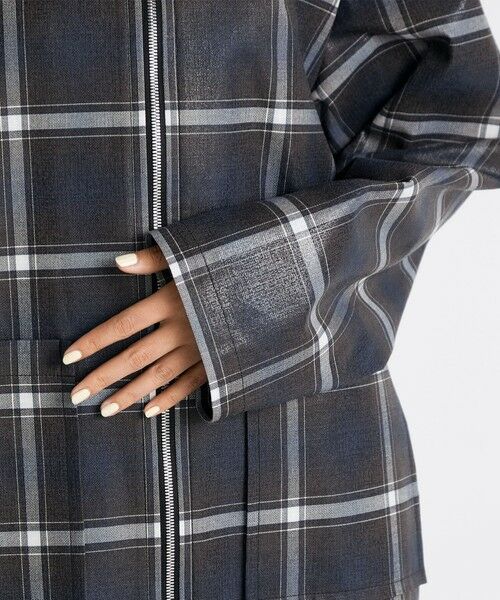 TOMORROWLAND / トゥモローランド ブルゾン | 箔コーティングチェック ジップブルゾン | 詳細9