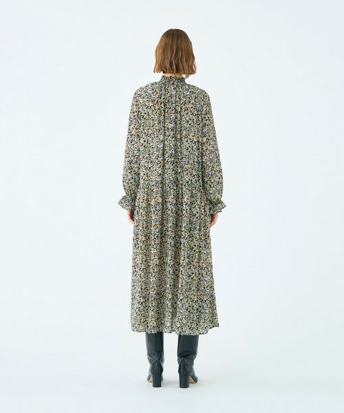 TOMORROWLAND / トゥモローランド ロング・マキシ丈ワンピース | ブローフラワープリント シャーリングロングワンピース | 詳細3