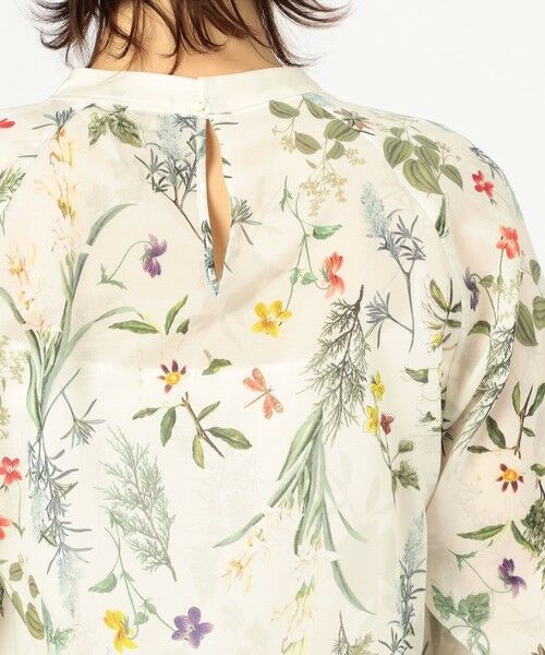TOMORROWLAND / トゥモローランド シャツ・ブラウス（半袖以外） | インセクトパフュームプリント ネックギャザーブラウス | 詳細6