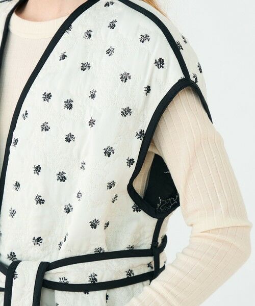 TOMORROWLAND / トゥモローランド ベスト | レーヨンサテンキルト ベルテッドジレ | 詳細6