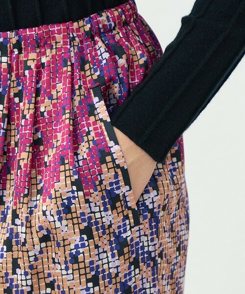 TOMORROWLAND / トゥモローランド その他パンツ | プリズムプリント タックドロストパンツ | 詳細7