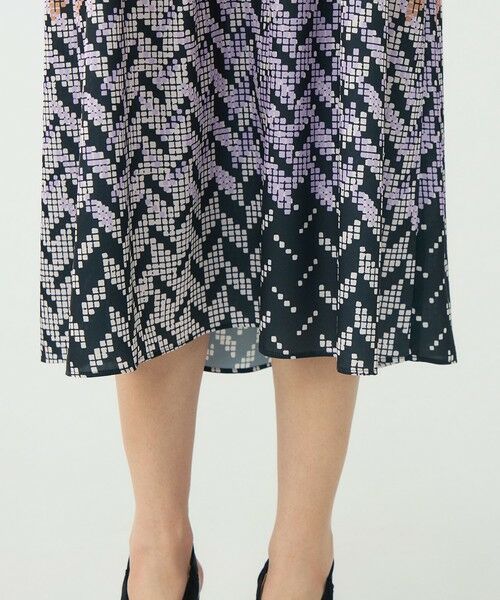 TOMORROWLAND / トゥモローランド ロング・マキシ丈ワンピース | プリズムプリント ウエストギャザーワンピース | 詳細7