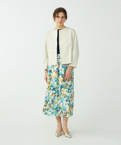 TOMORROWLAND / トゥモローランド ノーカラージャケット | 【WEB先行予約】コットンアムンゼン バックペプラムジャケット | 詳細1