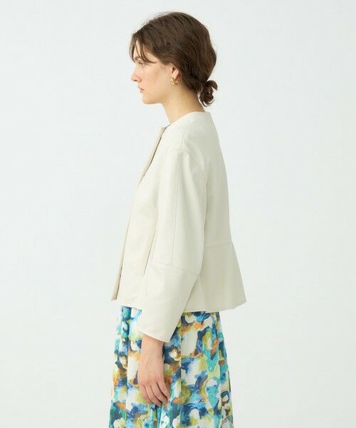 TOMORROWLAND / トゥモローランド ノーカラージャケット | 【WEB先行予約】コットンアムンゼン バックペプラムジャケット | 詳細3