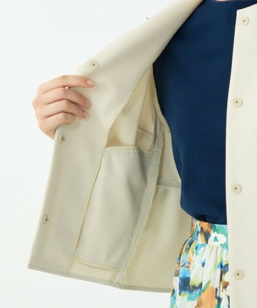 TOMORROWLAND / トゥモローランド ノーカラージャケット | 【WEB先行予約】コットンアムンゼン バックペプラムジャケット | 詳細5