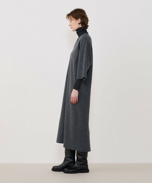 TOMORROWLAND / トゥモローランド ロング・マキシ丈ワンピース | ミルドスムース Vネックワンピース | 詳細2