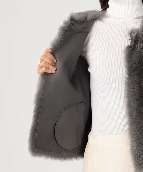 TOMORROWLAND / トゥモローランド ベスト | KARL DONOGHUE ショートムートンジレ | 詳細5