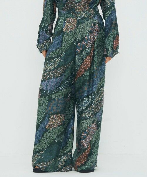 TOMORROWLAND / トゥモローランド その他パンツ | シルクツイル FLOWER RIVERプリント 2タックワイドパンツ | 詳細2