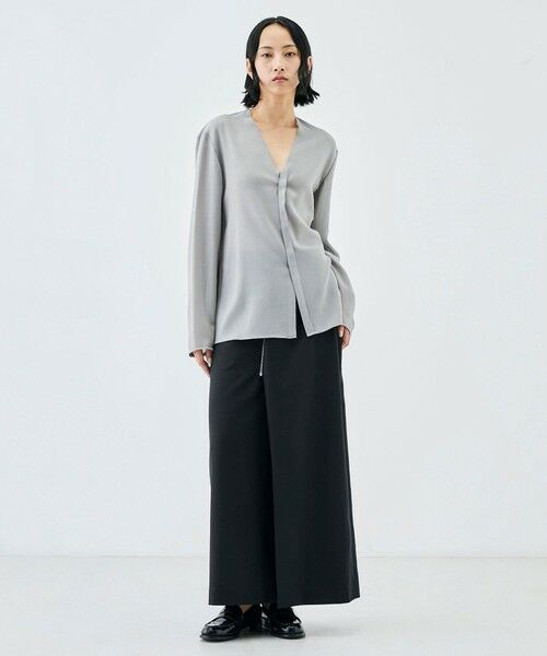 TOMORROWLAND / トゥモローランド シャツ・ブラウス | ウールビエラ Vネックシャツ | 詳細1