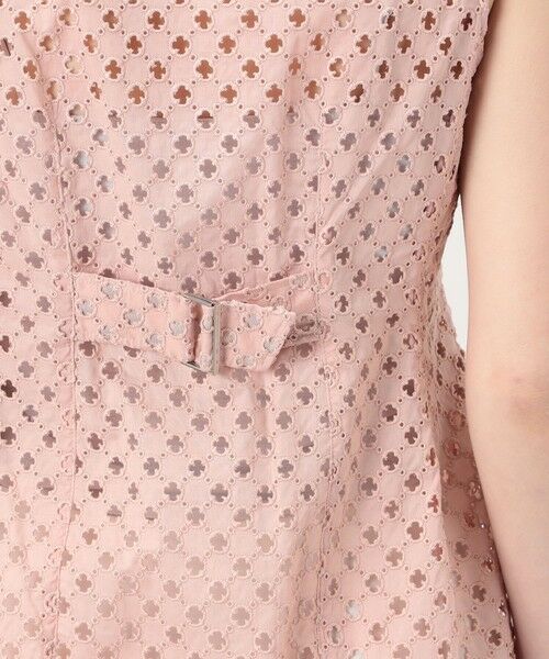 TOMORROWLAND / トゥモローランド その他トップス | コモンフラワーエンブロイダリー Uネックジレブラウス | 詳細10