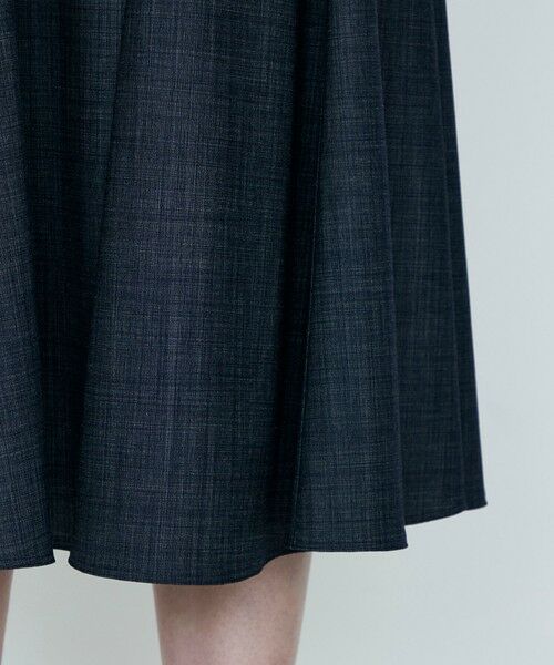 TOMORROWLAND / トゥモローランド ミニ丈・ひざ丈ワンピース | 【WEB先行予約】コンフォートデニム アシンメトリードレープワンピース | 詳細9