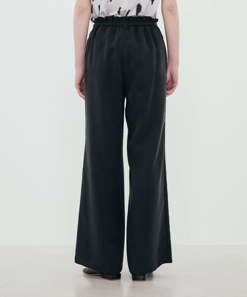 TOMORROWLAND / トゥモローランド その他パンツ | フィブリルキュプラポリ ロングベルデッドギャザーパンツ | 詳細4