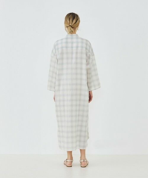 TOMORROWLAND / トゥモローランド ロング・マキシ丈ワンピース | サンライズオンブレチェック スタンドカラーワンピース | 詳細3