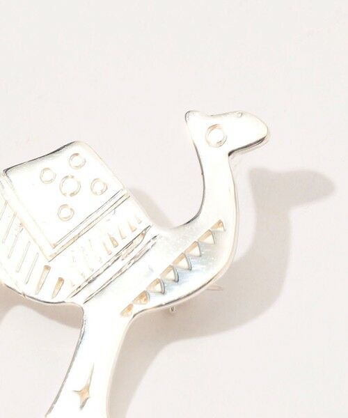 TOMORROWLAND / トゥモローランド ブローチ・コサージュ | ADRAR Camel ブローチピン | 詳細4