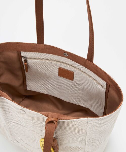 TOPKAPI / トプカピ トートバッグ | 【Breath TOPKAPI】SMILE COLLECTION エンボス スマイル ビッグ トートバッグ /スマイルチャーム付き | 詳細15