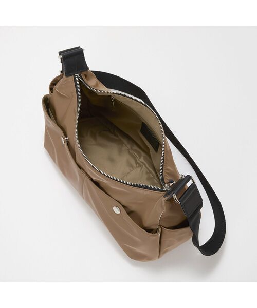 TOPKAPI / トプカピ ショルダーバッグ | 【Breath TOPKAPI】【軽量430g】Train 防水ポリエステル ワイド ショルダーバッグ | 詳細16