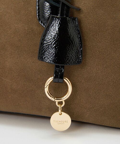 TOPKAPI / トプカピ ボストンバッグ | 【TREASURE TOPKAPI】スエード エナメルコンビ ワイド ボストンバッグ チャーム付き | 詳細7