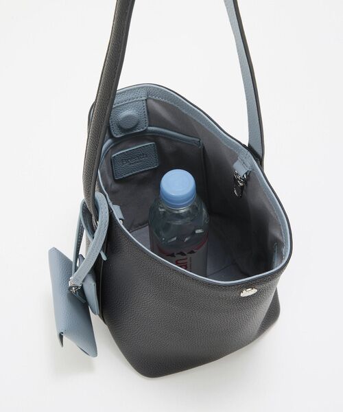 TOPKAPI / トプカピ ショルダーバッグ | 【Breath TOPKAPI】DUAL デュアル シュリンクレザー バイカラー 2way ワンハンドル ショルダーバッグ チャーム付き  | 詳細13