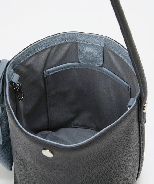 TOPKAPI / トプカピ ショルダーバッグ | 【Breath TOPKAPI】DUAL デュアル シュリンクレザー バイカラー 2way ワンハンドル ショルダーバッグ チャーム付き  | 詳細15