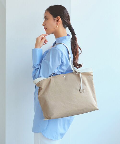 TOPKAPI / トプカピ トートバッグ | 【Breath TOPKAPI】MORPH モーフ リンクルナイロン トートバッグ チャーム付き　A4 / 超軽量（ベージュ）