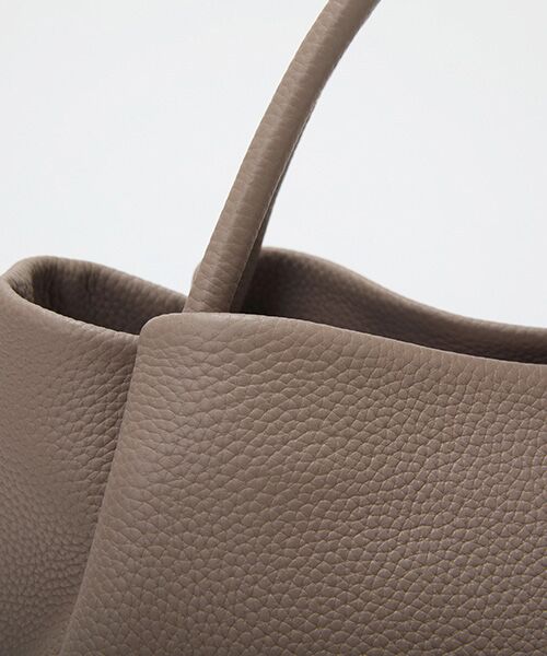TOPKAPI / トプカピ トートバッグ | 【Breath TOPKAPI】シュリンクレザー ショルダー付き トートバッグ / チャーム付き M | 詳細26