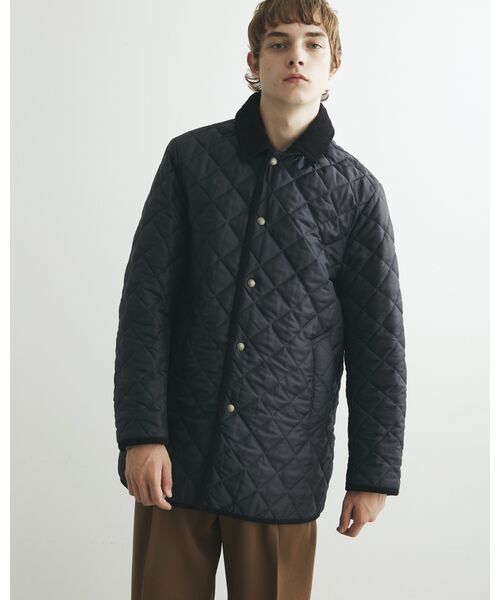 DERBY HOOD QUILTED WITH DOT BUTTON