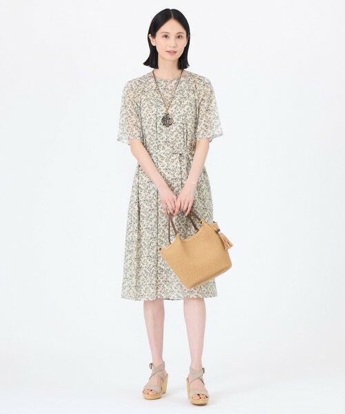 TRANS WORK (大きいサイズ) / トランスワーク (オオキイサイズ) ロング・マキシ丈ワンピース | 【L】【ウォッシャブル】シャドーフラワープリントワンピース | 詳細1