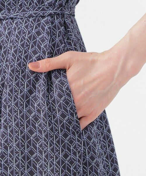 TRANS WORK / トランスワーク ロング・マキシ丈ワンピース | 【UV対策】【ウォッシャブル】ラインキューブプリントシャツワンピース | 詳細9